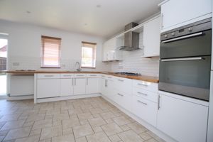 Kitchen- click for photo gallery